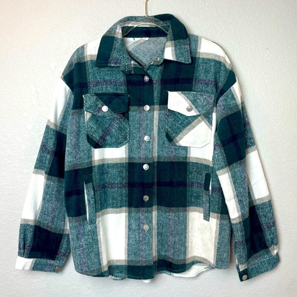 Green & Cream Fuzzy Plaid Button Down Semi Heavy Jacket Size L